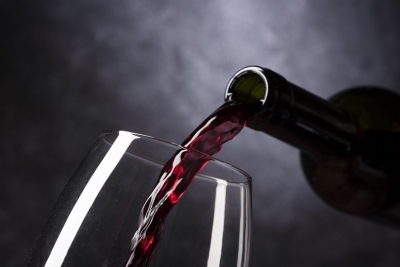 wine pouring into wine glass - Pixabay